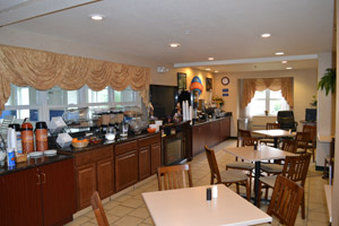 Bridgepointe & Suites Toledo-perrysburg-rossford-oregon-maumee By Hollywood Casino Hotel Northwood