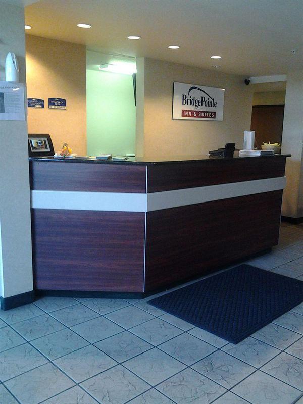 Bridgepointe & Suites Toledo-perrysburg-rossford-oregon-maumee By Hollywood Casino Northwood
