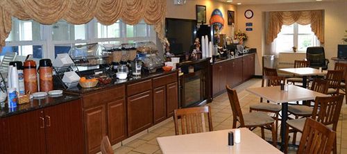 Hotel Bridgepointe & Suites Toledo-perrysburg-rossford-oregon-maumee By Hollywood Casino 3*